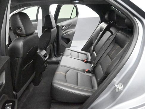 Used 2023 Chevrolet Equinox Premier FWD image 16