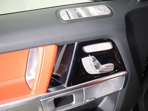 Used 2025 Mercedes-Benz G 550 image 24