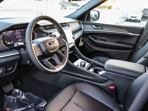New 2026 Jeep Grand Cherokee L Limited AWD/4WD image 23