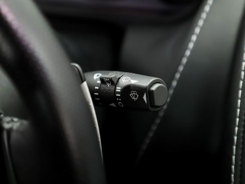 Used 2016 Aston Martin V8 Vantage GT image 27