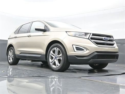 Used 2017 Ford Edge Titanium w/ Equipment Group 301A image 26