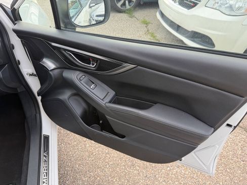 Used 2017 Subaru Impreza 2.0i Limited AWD/4WD image 24