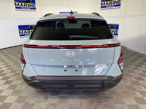 Used 2025 Hyundai Kona SEL FWD image 17