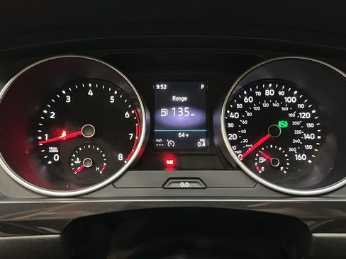 Used 2018 Volkswagen Tiguan S AWD/4WD image 25