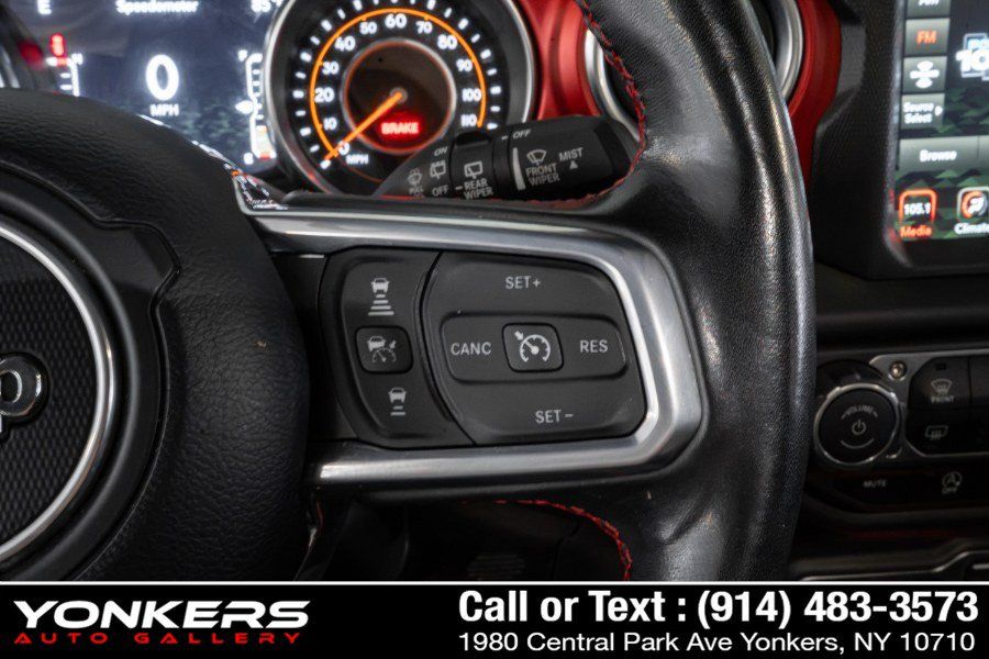 Used 2023 Jeep Wrangler Unlimited Rubicon w/ LED Lighting Group AWD/4WD image 31