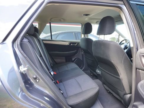 Used 2018 Subaru Outback 2.5i Premium AWD/4WD image 7