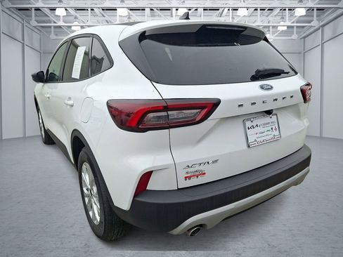 Used 2025 Ford Escape Active image 3