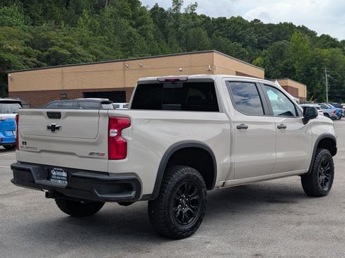 Used 2026 Chevrolet Silverado 1500 ZR2 AWD/4WD image 9