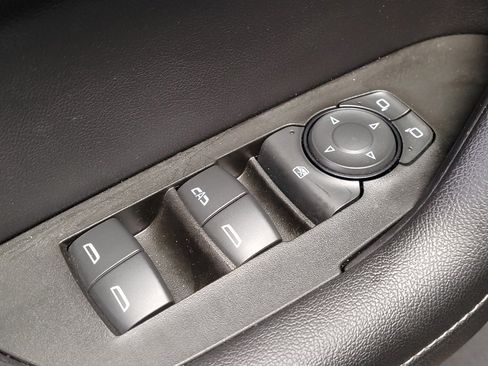 Used 2023 Chevrolet Blazer LT FWD image 27