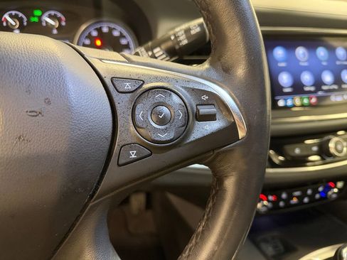 Used 2021 Buick Enclave Premium w/ Sun and Sites Package image 17