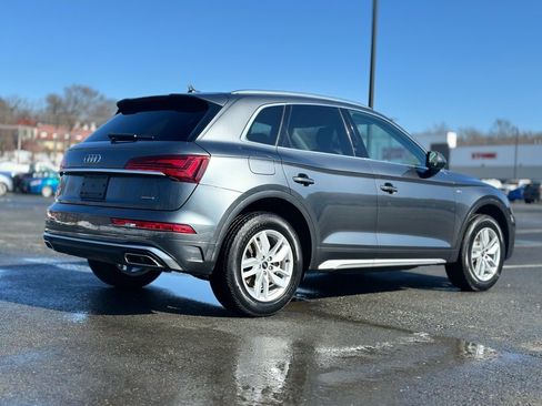 Used 2023 Audi Q5 2.0T Premium w/ Convenience Package image 7