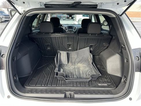 Used 2023 Chevrolet Equinox LT w/ LPO, Floor Liner Package image 18