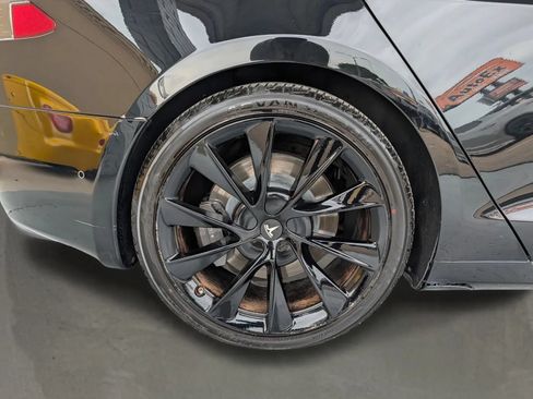 Used 2018 Tesla Model S 75D AWD/4WD image 11