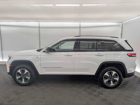 Used 2022 Jeep Grand Cherokee Limited 4xe w/ Luxury Tech Group II image 3