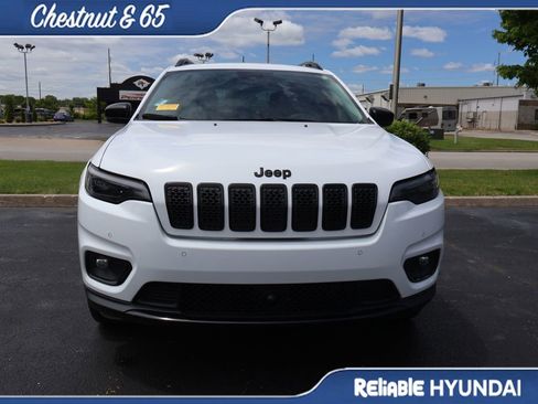 Used 2023 Jeep Cherokee Altitude Lux w/ Lux Elite Package AWD/4WD image 6