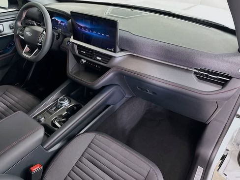 New 2026 Ford Explorer ST-Line w/ Premium Package RWD image 33