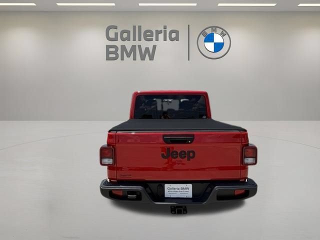 Used 2025 Jeep Gladiator Sport AWD/4WD image 8