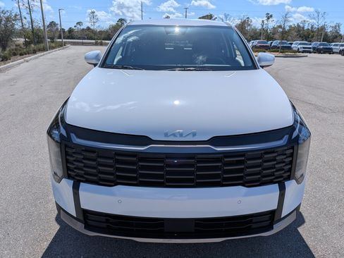 New 2026 Kia Sportage LX FWD image 3