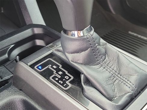 Used 2021 Toyota Tacoma 4x4 Double Cab image 32