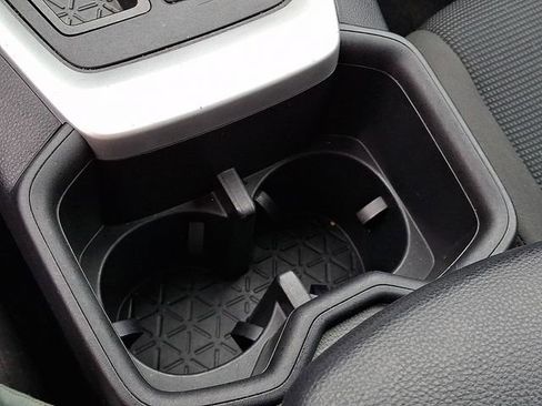 Used 2024 Toyota RAV4 LE image 28