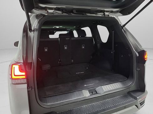 Used 2024 Lexus LX 600 4WD w/ Interior Upgrade Package image 7