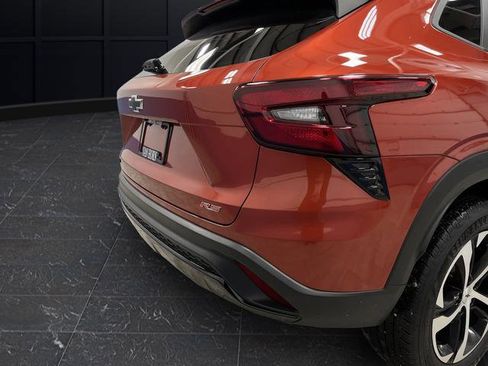 Used 2024 Chevrolet Trax RS w/ Driver Confidence Package image 28