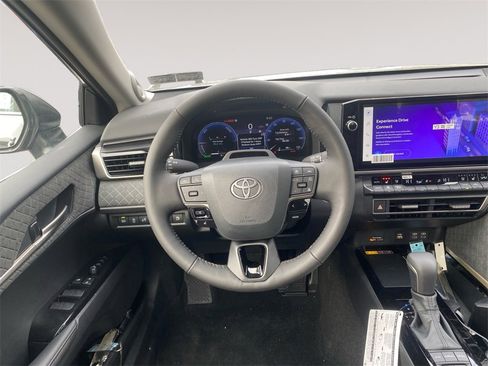 New 2026 Toyota Camry XLE image 12