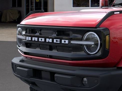 New 2026 Ford Bronco Outer Banks AWD/4WD image 19