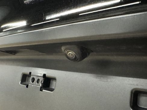 Used 2019 Hyundai Veloster Turbo image 12