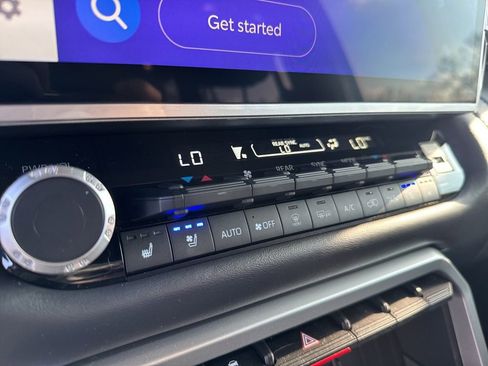 Used 2025 Toyota Sequoia Platinum w/ Tow Technology Package AWD/4WD image 22