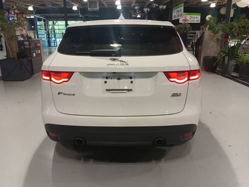 Used 2017 Jaguar F-PACE AWD/4WD image 8