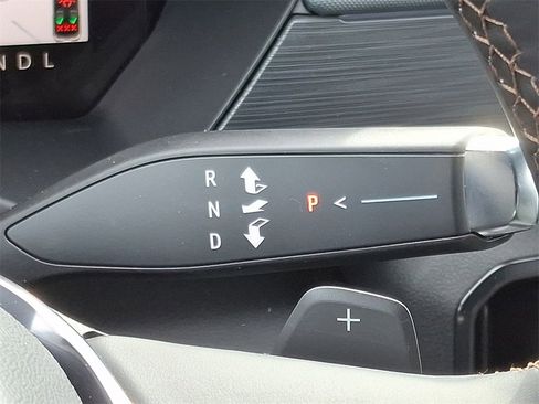 New 2025 GMC Acadia AT4 image 7