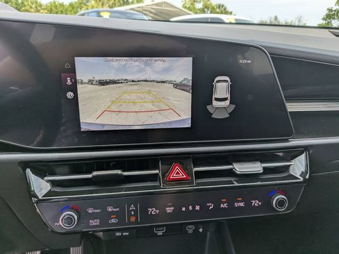 Certified 2024 Kia Niro EX FWD image 23