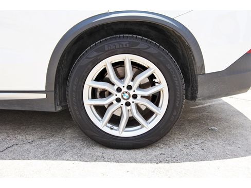 Used 2022 BMW X5 sDrive40i RWD image 30