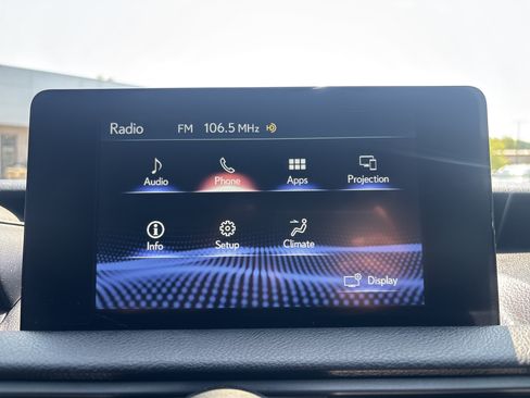 Used 2025 Lexus IS 350 F Sport RWD image 24