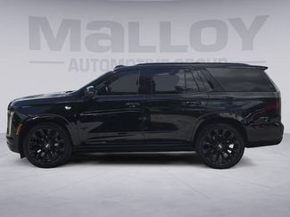Used 2025 Cadillac Escalade Sport Platinum w/ LPO, ONYX Package AWD/4WD video 2