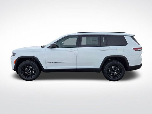New 2026 Jeep Grand Cherokee L 4WD image 6