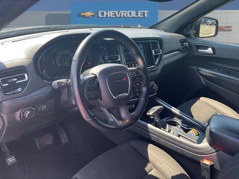 Used 2024 Dodge Durango SXT w/ SXT Blacktop Group RWD image 17