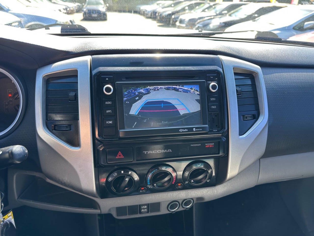 Used 2015 Toyota Tacoma PreRunner w/ SR5 Package RWD image 15