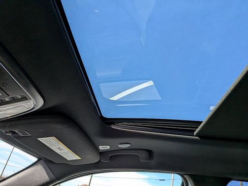 Used 2021 Jeep Grand Cherokee Limited w/ Luxury Group II image 28