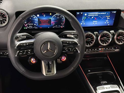 Used 2026 Mercedes-Benz GLA 35 AMG 4MATIC image 29