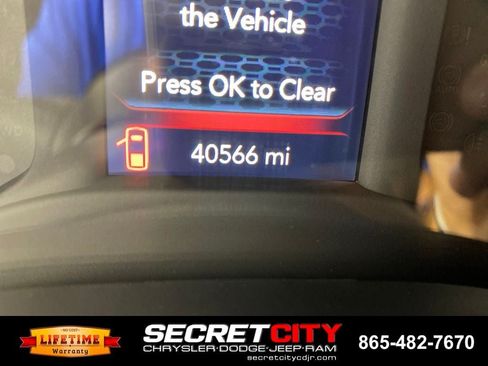 Used 2024 RAM 2500 Big Horn w/ Bed Utility Group AWD/4WD image 19