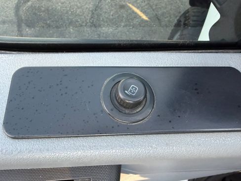 Used 2016 Ford F250 XL w/ Power Equipment Group image 19