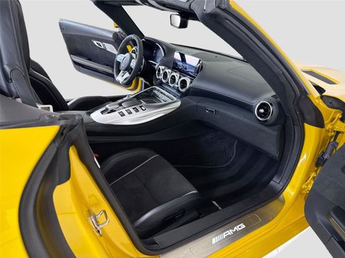 Used 2020 Mercedes-Benz AMG GT C image 25