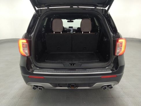 Used 2020 Ford Explorer Platinum w/ Premium Technology Package AWD/4WD image 29