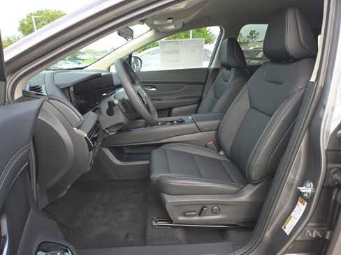 Certified 2025 Nissan Murano SV image 4