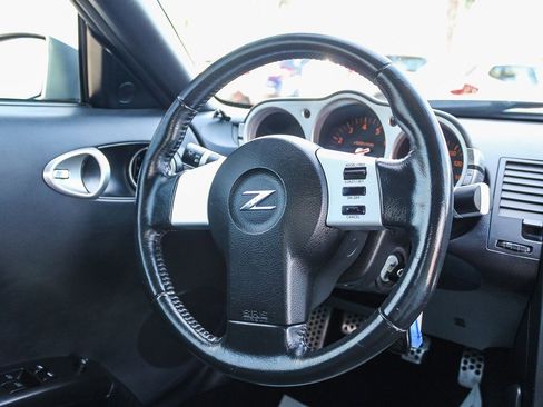 Used 2005 Nissan 350Z Grand Touring image 15