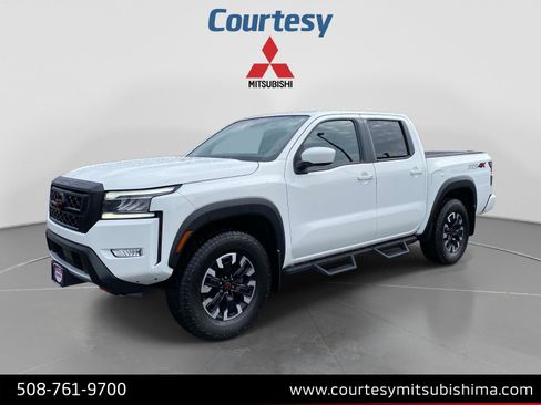 Used 2023 Nissan Frontier PRO-4X w/ Technology Package AWD/4WD image 1