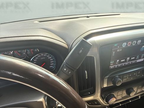 Used 2018 Chevrolet Silverado 1500 LTZ Z71 AWD/4WD image 17