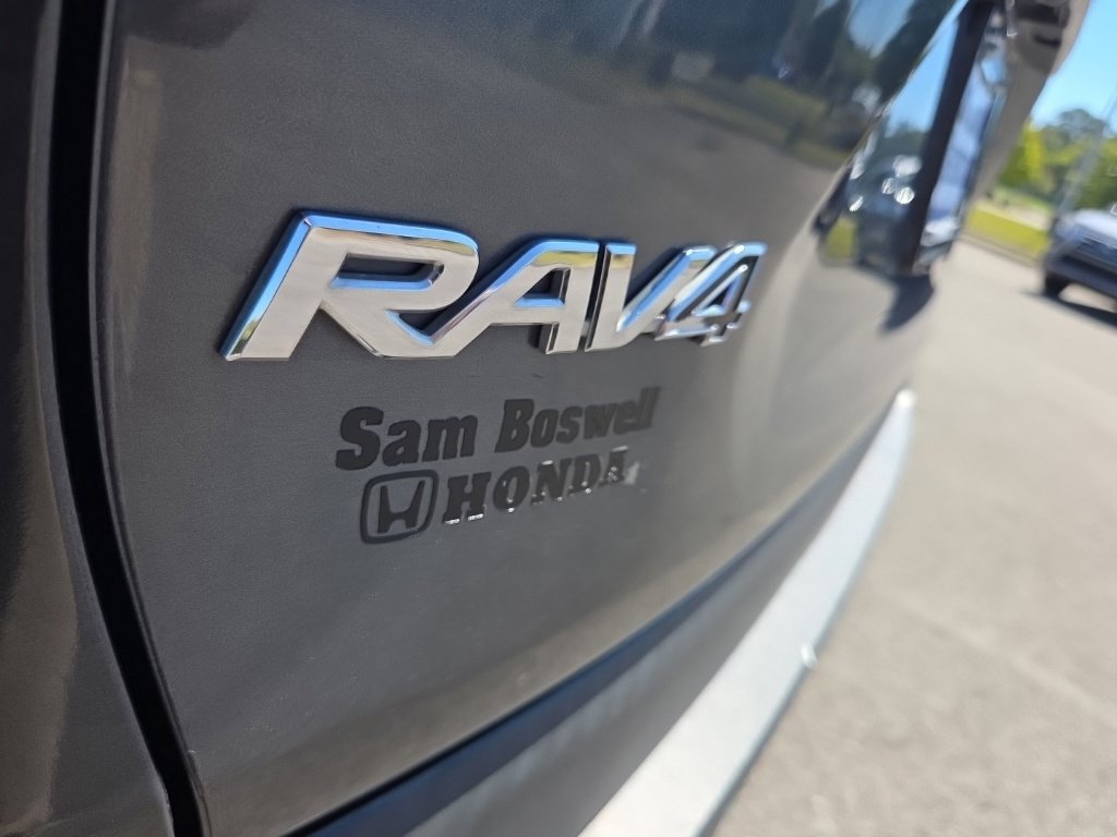 Used 2020 Toyota RAV4 LE FWD image 52